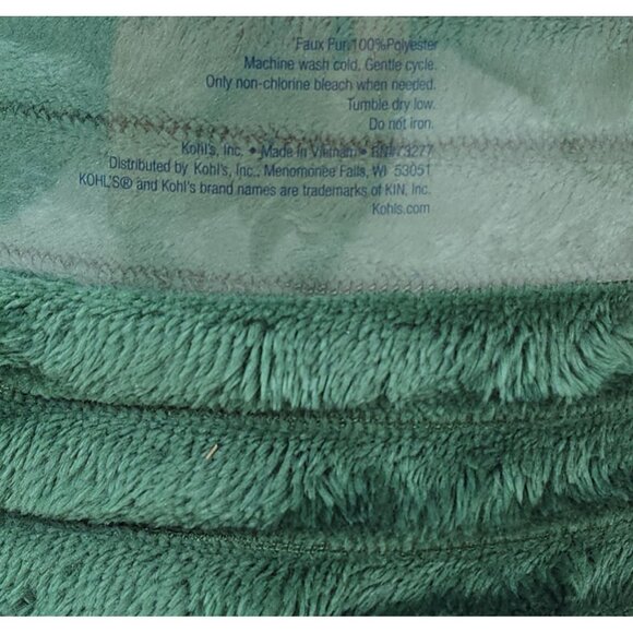 The Big One Oversized Plush Throw Blanket 5 Ft x 6 Ft Green Textured - Picture 9 of 11